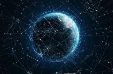 IBM和服装纺织公司KAYA&KATO合作，为时尚行业开发区块链网络