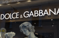 Dolce & Gabbana 将在威尼斯推出以高级时装为灵感的 NFT 系列