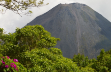 萨尔瓦多开始实施火山比特币采矿计划