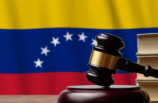 委内瑞拉法院撤销对 1,000 多名比特币矿工的扣押